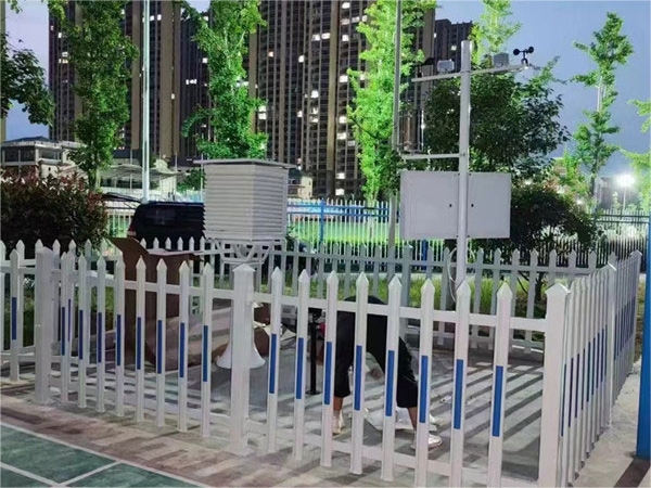 校园自动气象站案例实拍